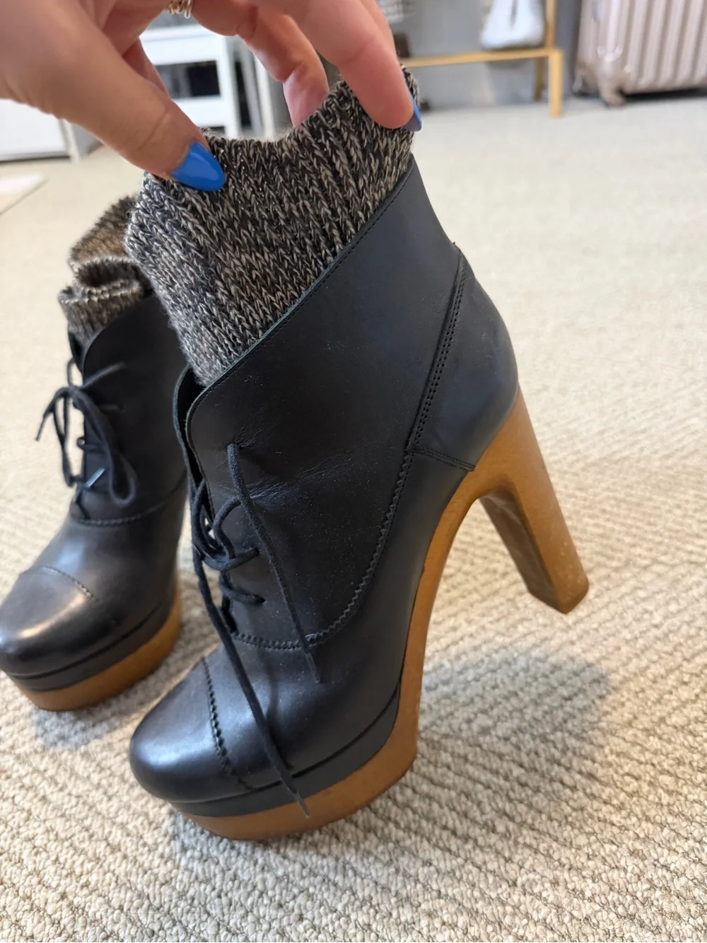 Chloe Black Leather Lace-Up Platform Ankle Boots size 38
